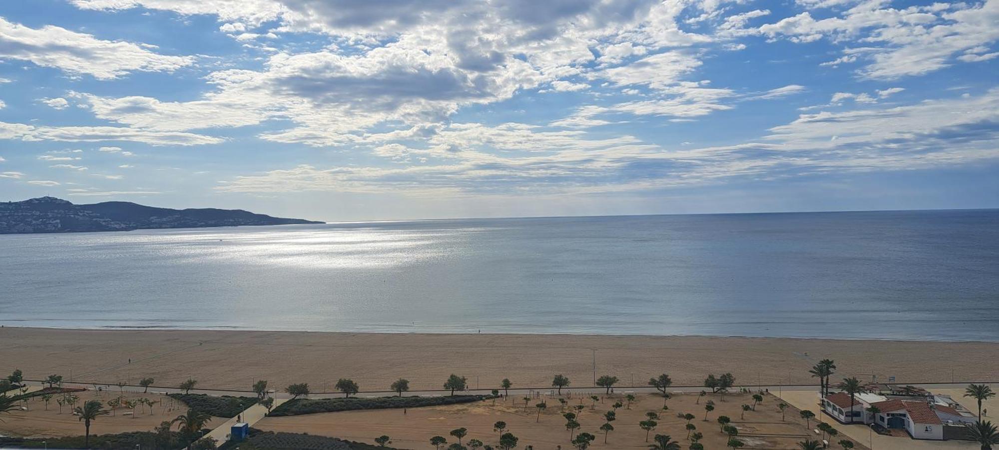 Estudio En Primera Linea De Mar Empuriabrava Dış mekan fotoğraf